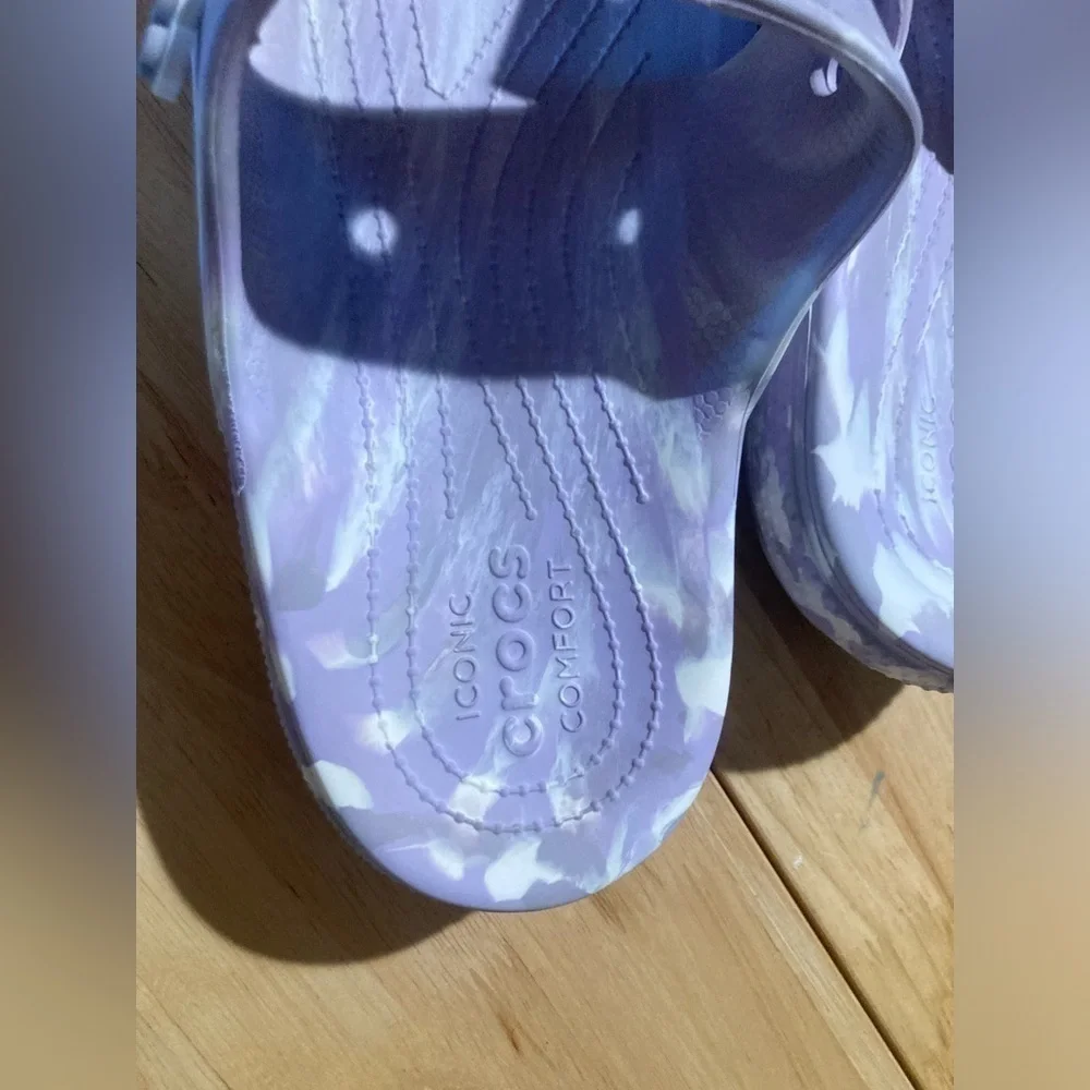 Crocs in Purple/white slide on sandals in size Men’s 13z. Great condition